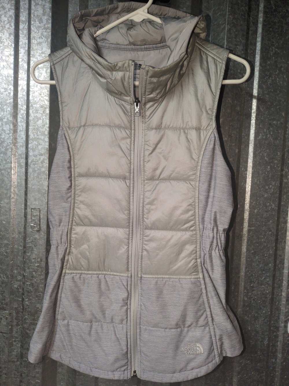 The North Face Women's Light Gray Quilted Hooded Vest